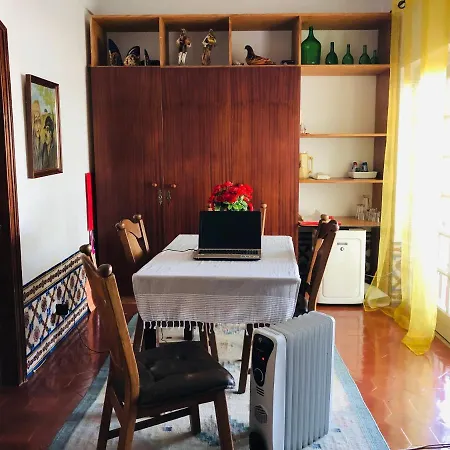 Maria Quarto em Acomodações Particulares